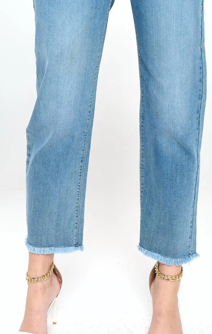 HIGH WAISTED FRAYED HEM CROPPED ANKLE STRAIGHT JEANS