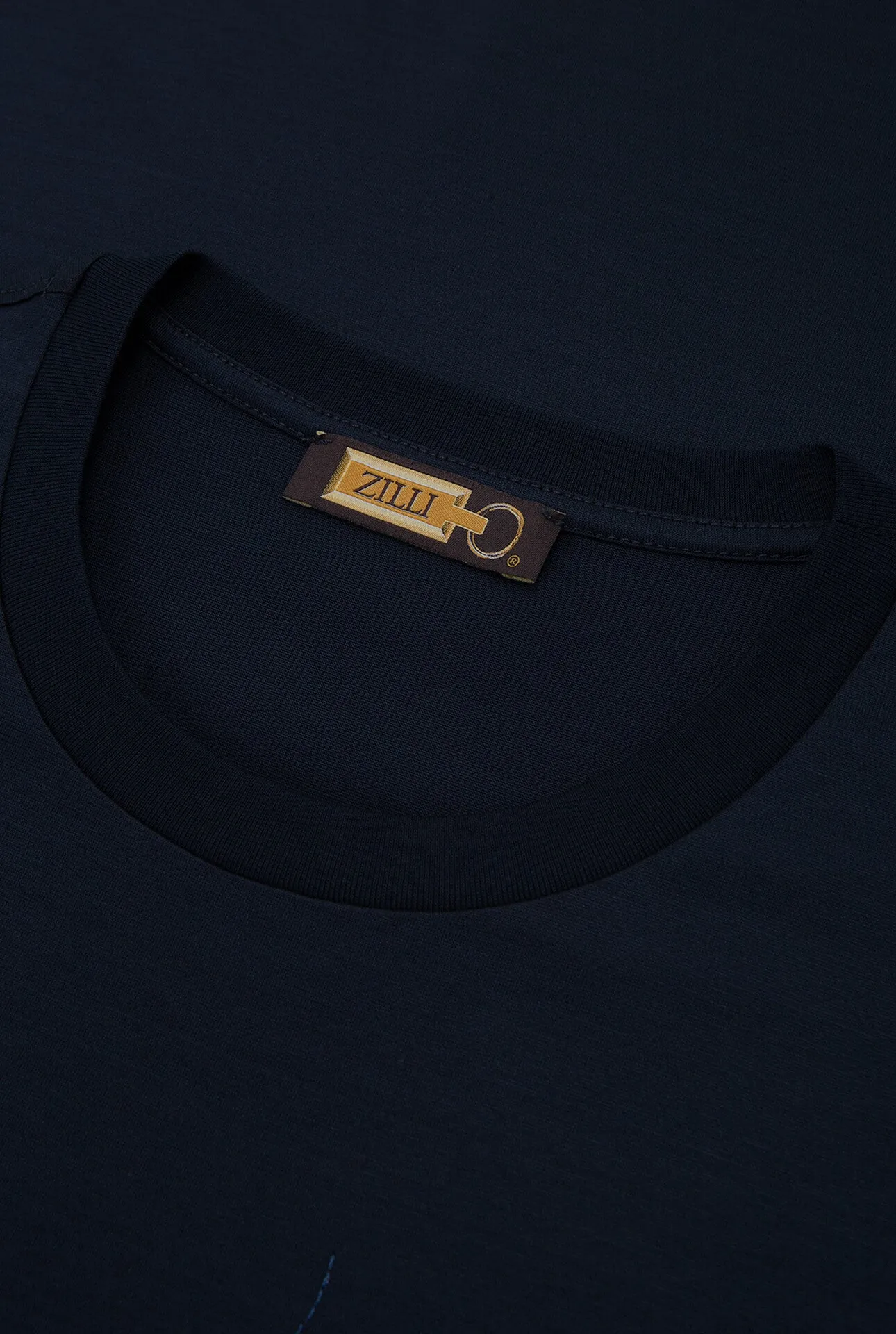 T-shirt with Zilli Art Embroidery