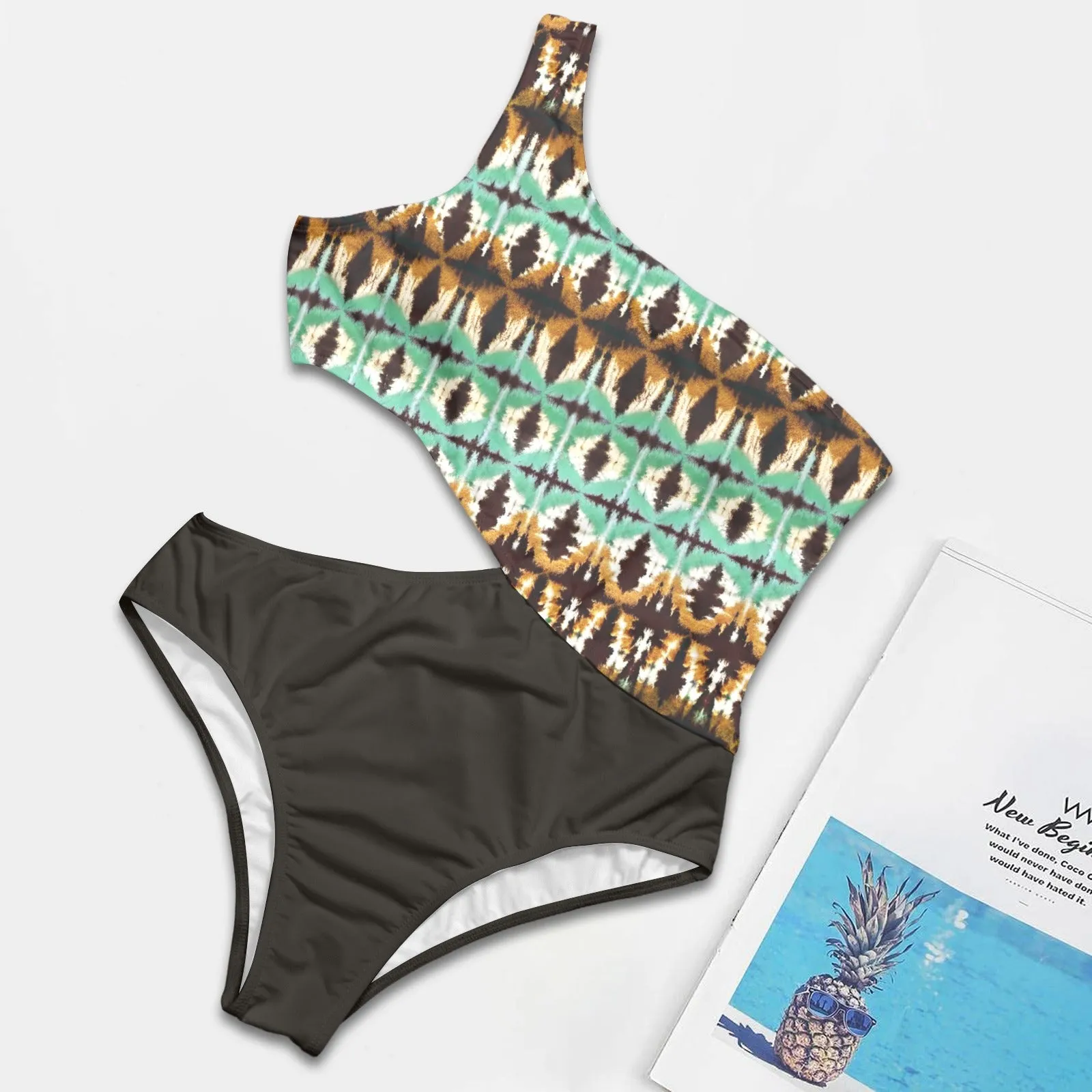 Vampire Art Chic Cutout One-Shoulder One Piece Swimsuit - Brown Tie Dye with Green