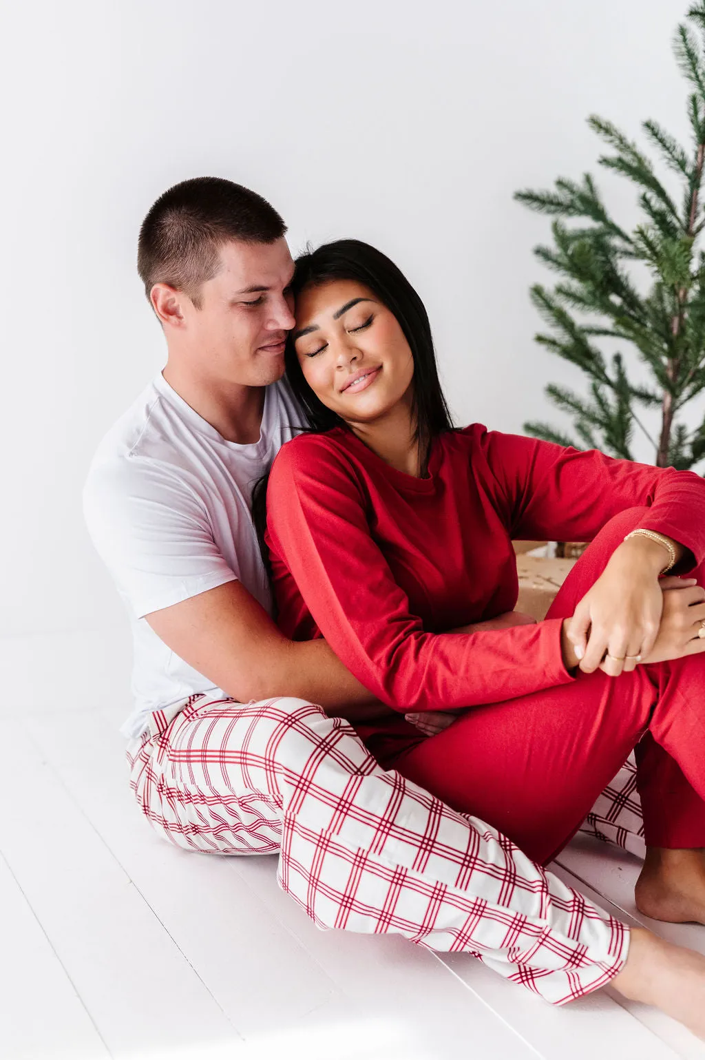 Women's Classic Red Holiday Pajama Set