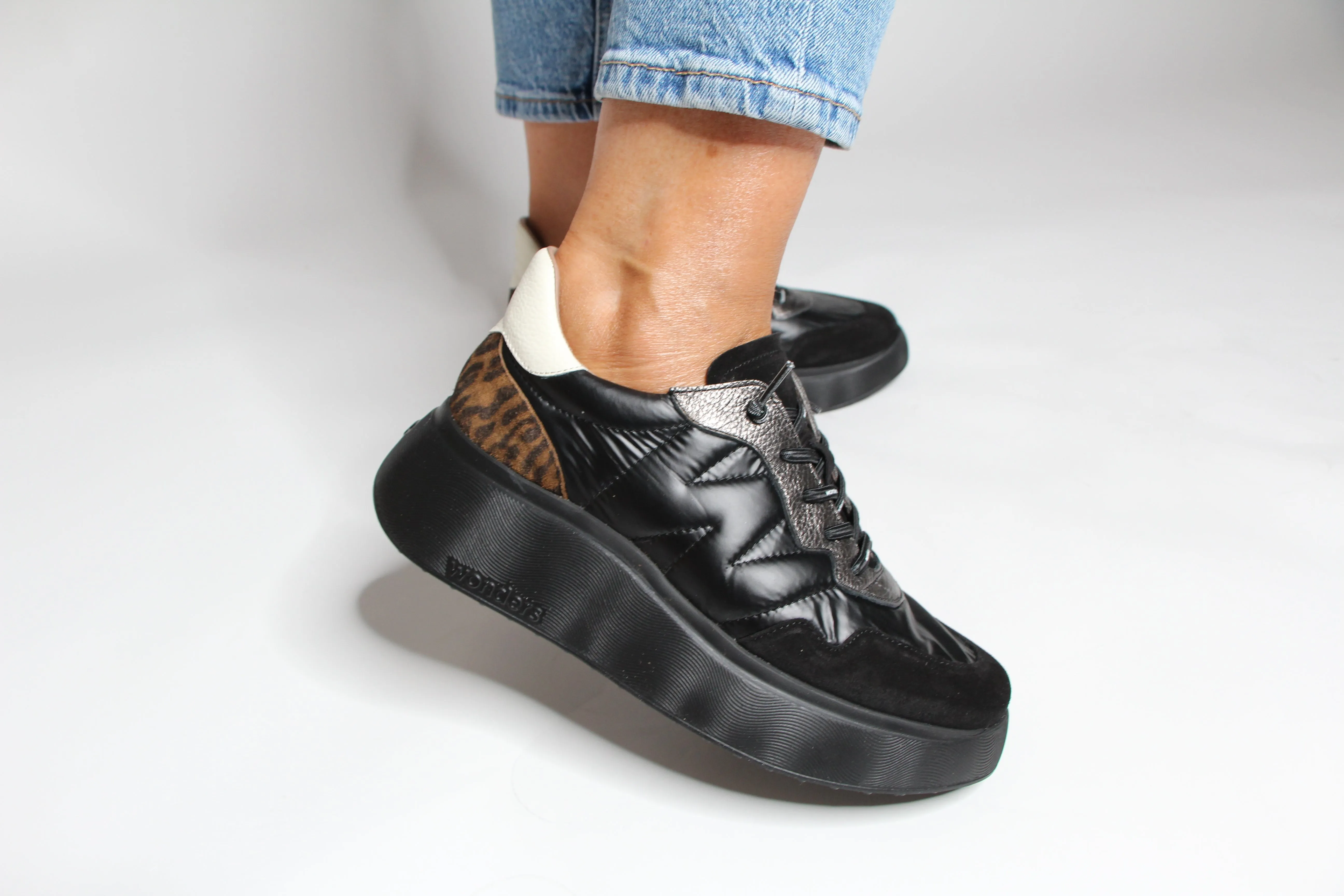 Wonders A -3610 Black  & Leopard  Chunky Trainer