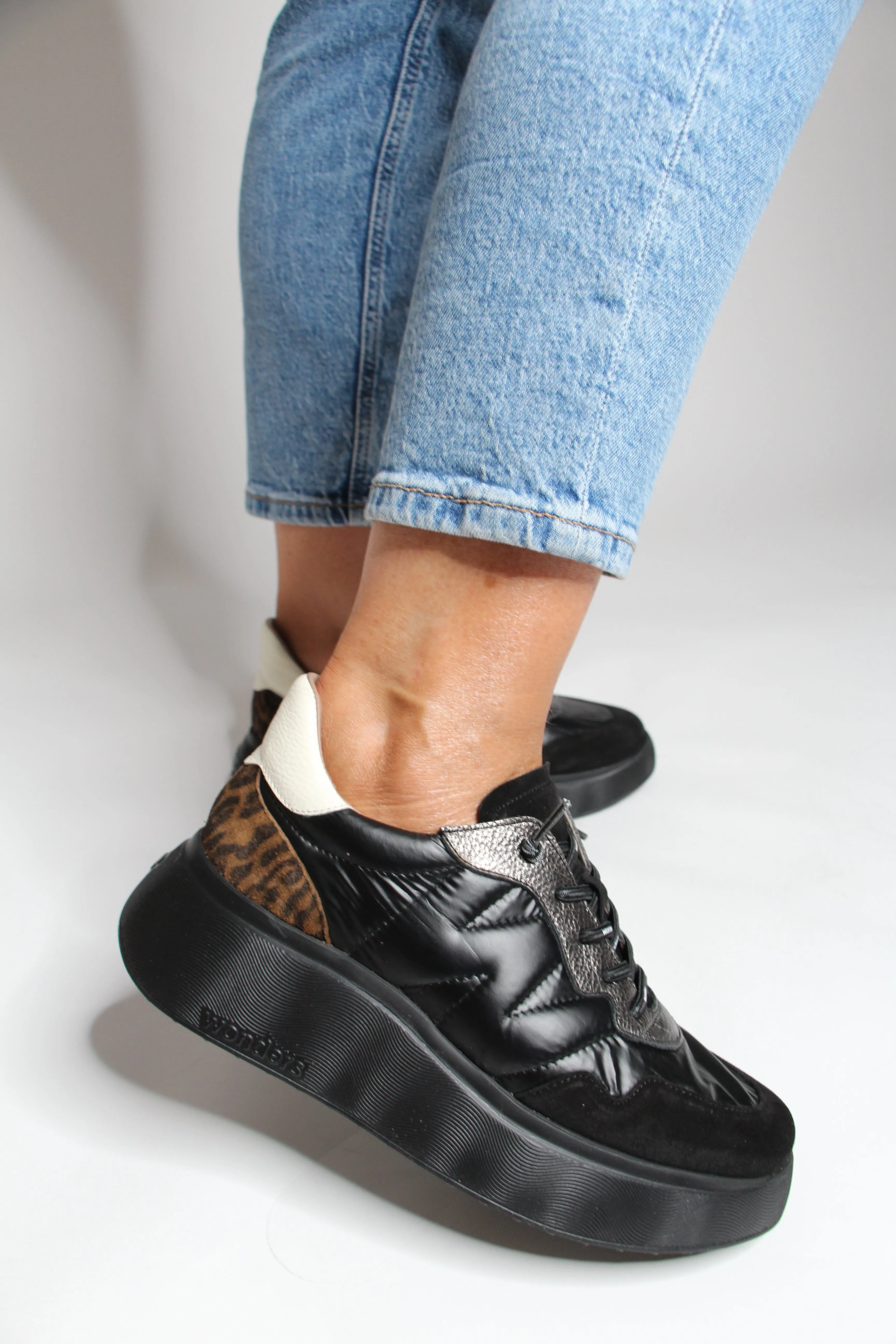 Wonders A -3610 Black  & Leopard  Chunky Trainer